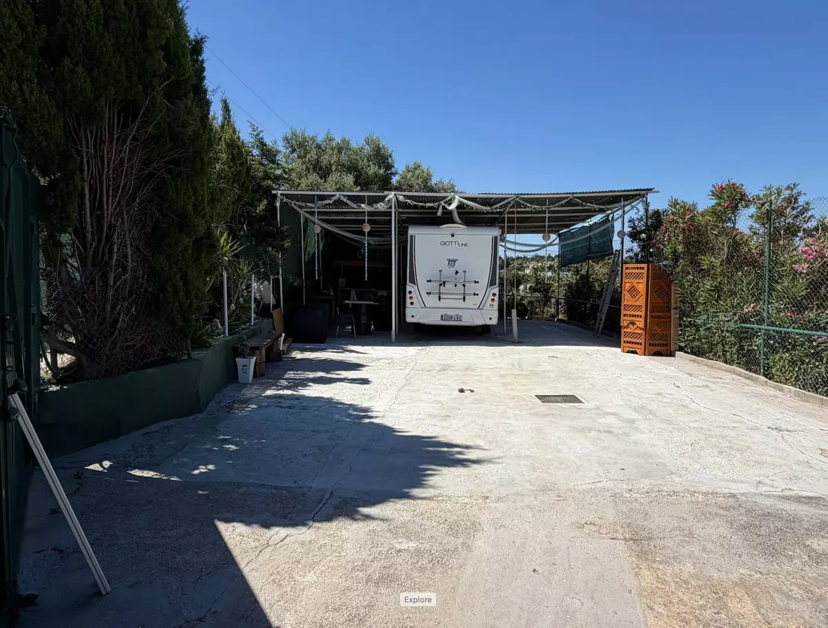 6-bedroom Property In Estepona, Spain (325 M²)