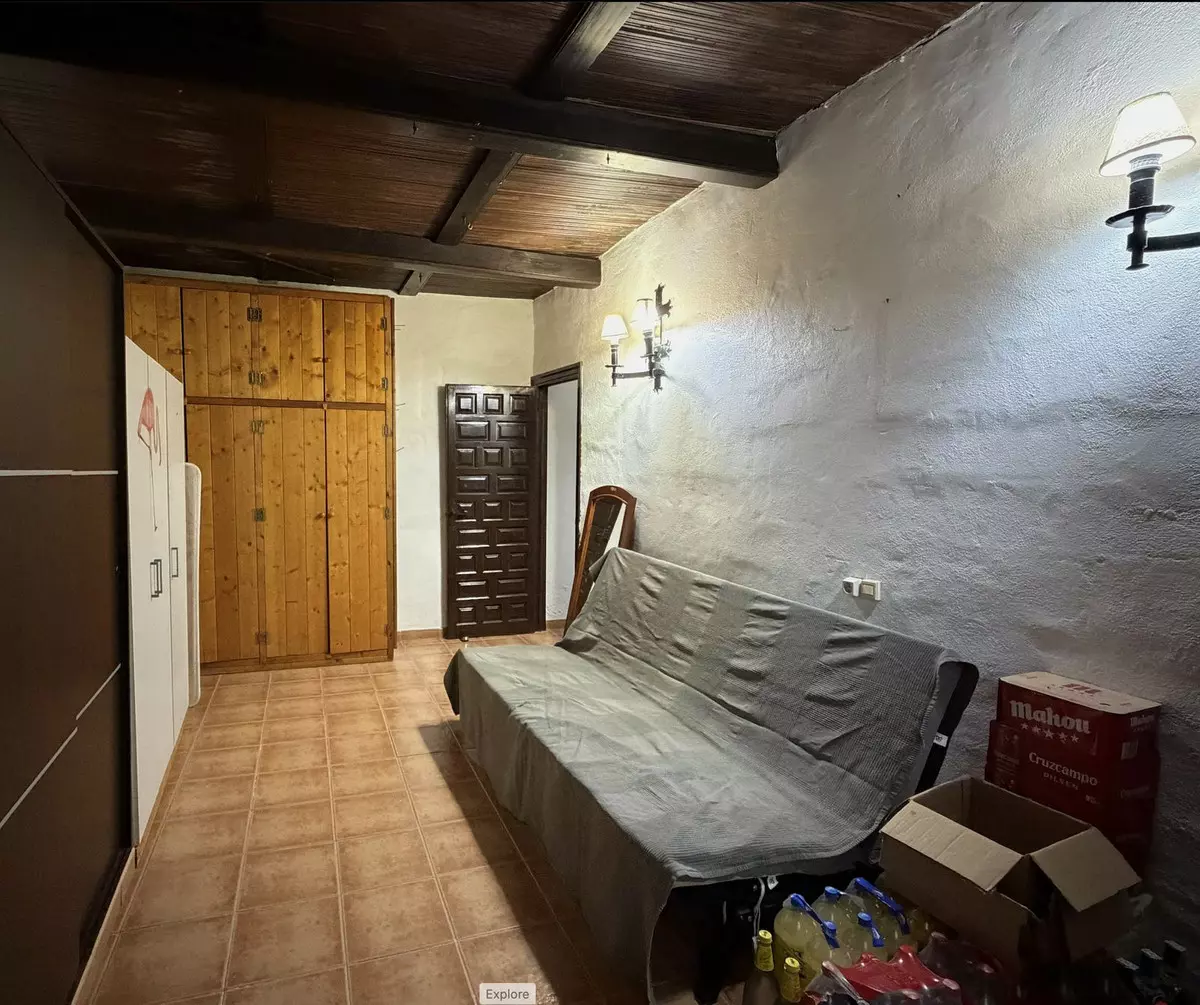 6-bedroom Property In Estepona, Spain (325 M²)