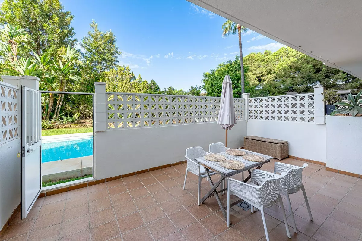 1-bedroom Property In El Rosario, Spain (64 M²)