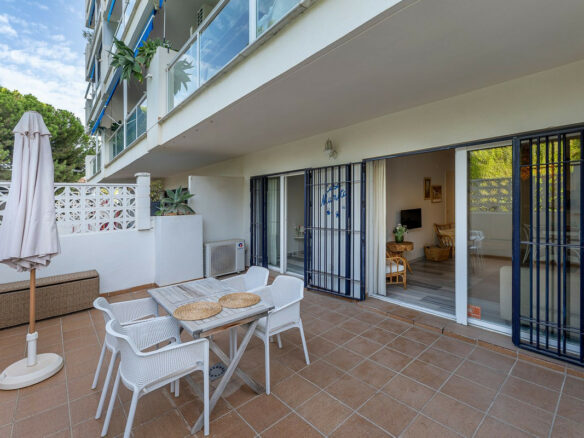 1-bedroom Property In El Rosario, Spain (64 M²)