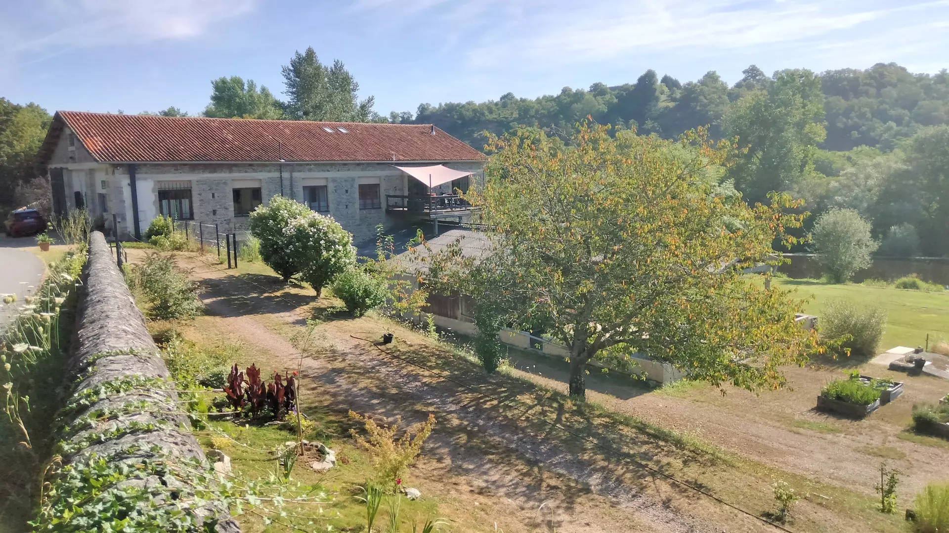 Old Stone, Riverside, New York Syle Loft ,4 Beds, 2.5 Ha, Views, Outbuildings, Lessac (86)