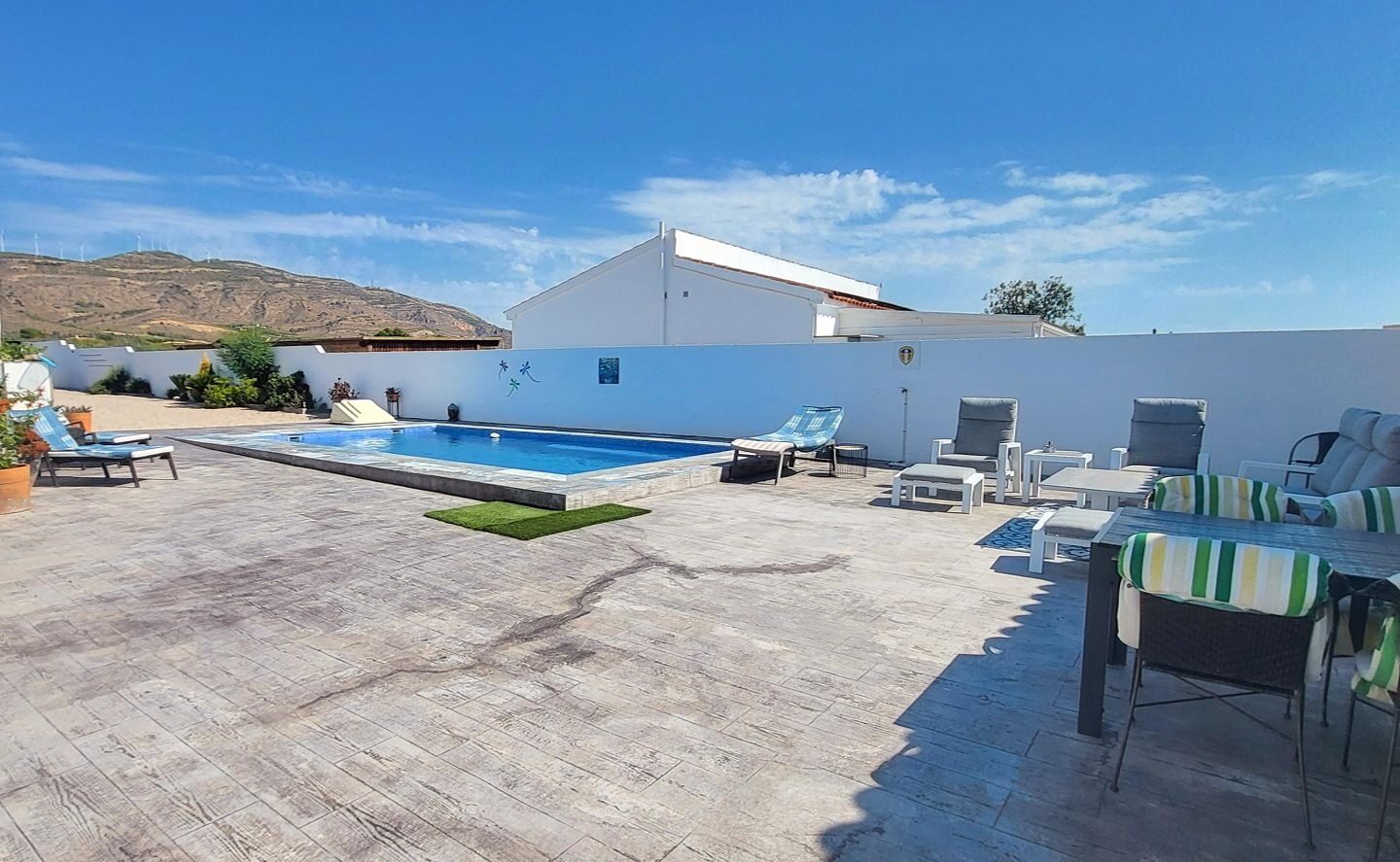 Detached Villa 150 M² In Caudete, Spain