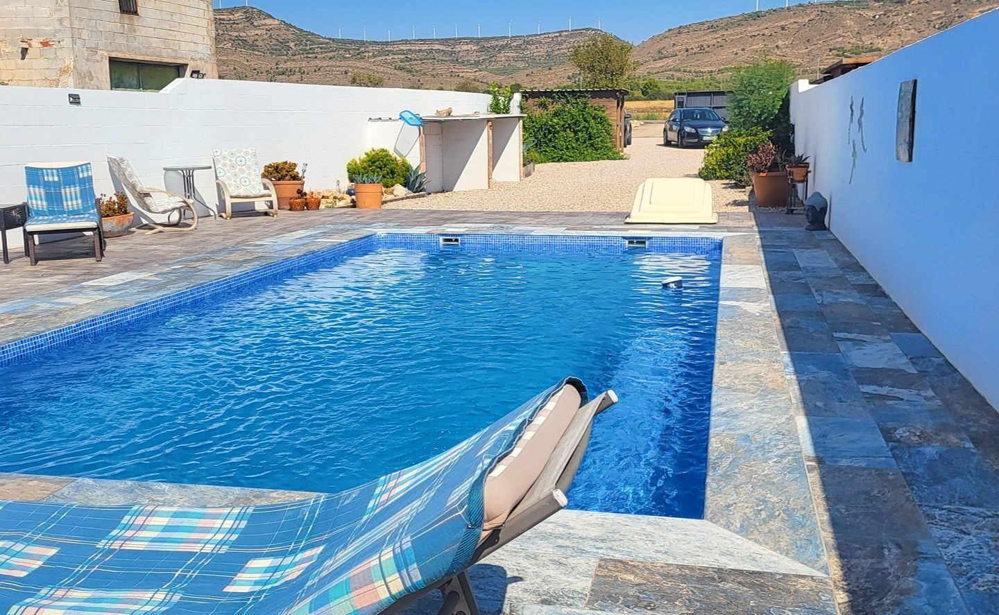 Detached Villa 150 M² In Caudete, Spain