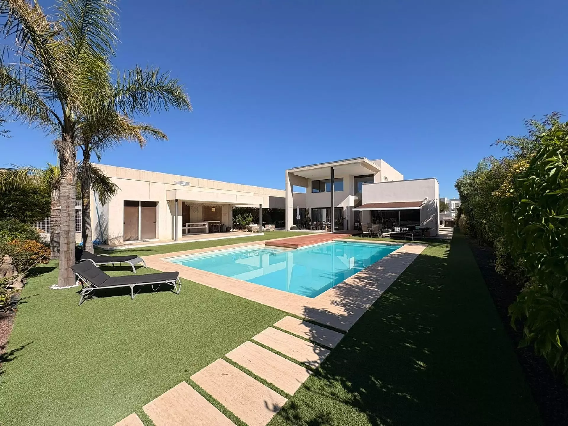 Detached Villa 363 M² In Petrer, Spain