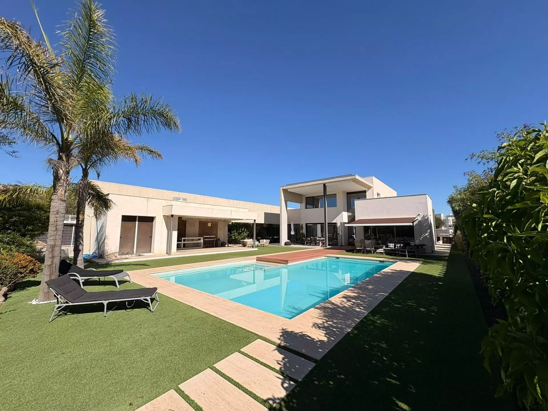Detached Villa 363 M² In Petrer, Spain