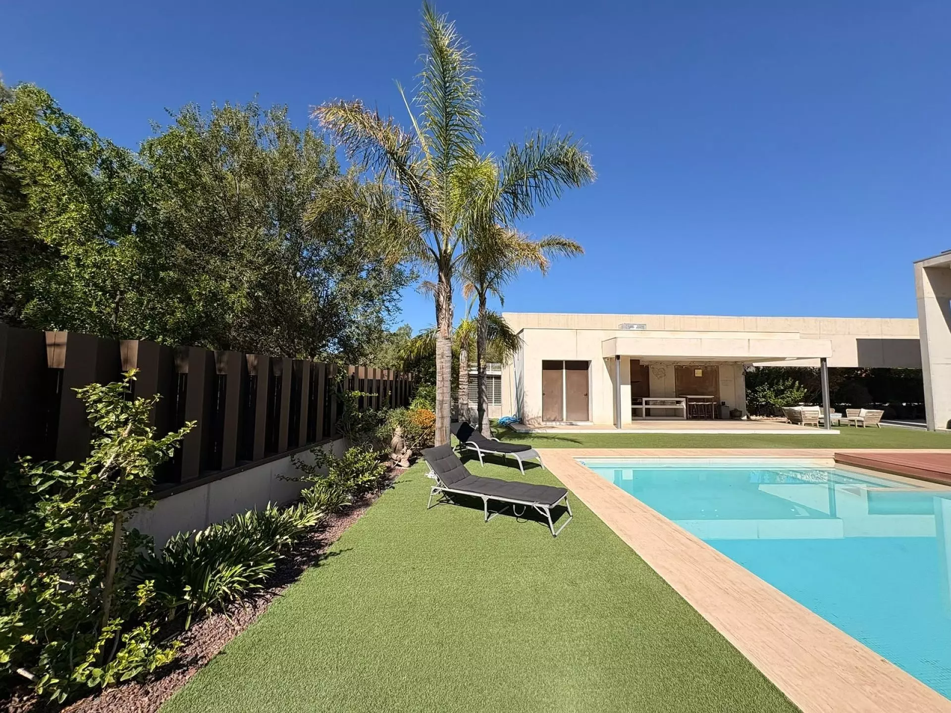 Detached Villa 363 M² In Petrer, Spain