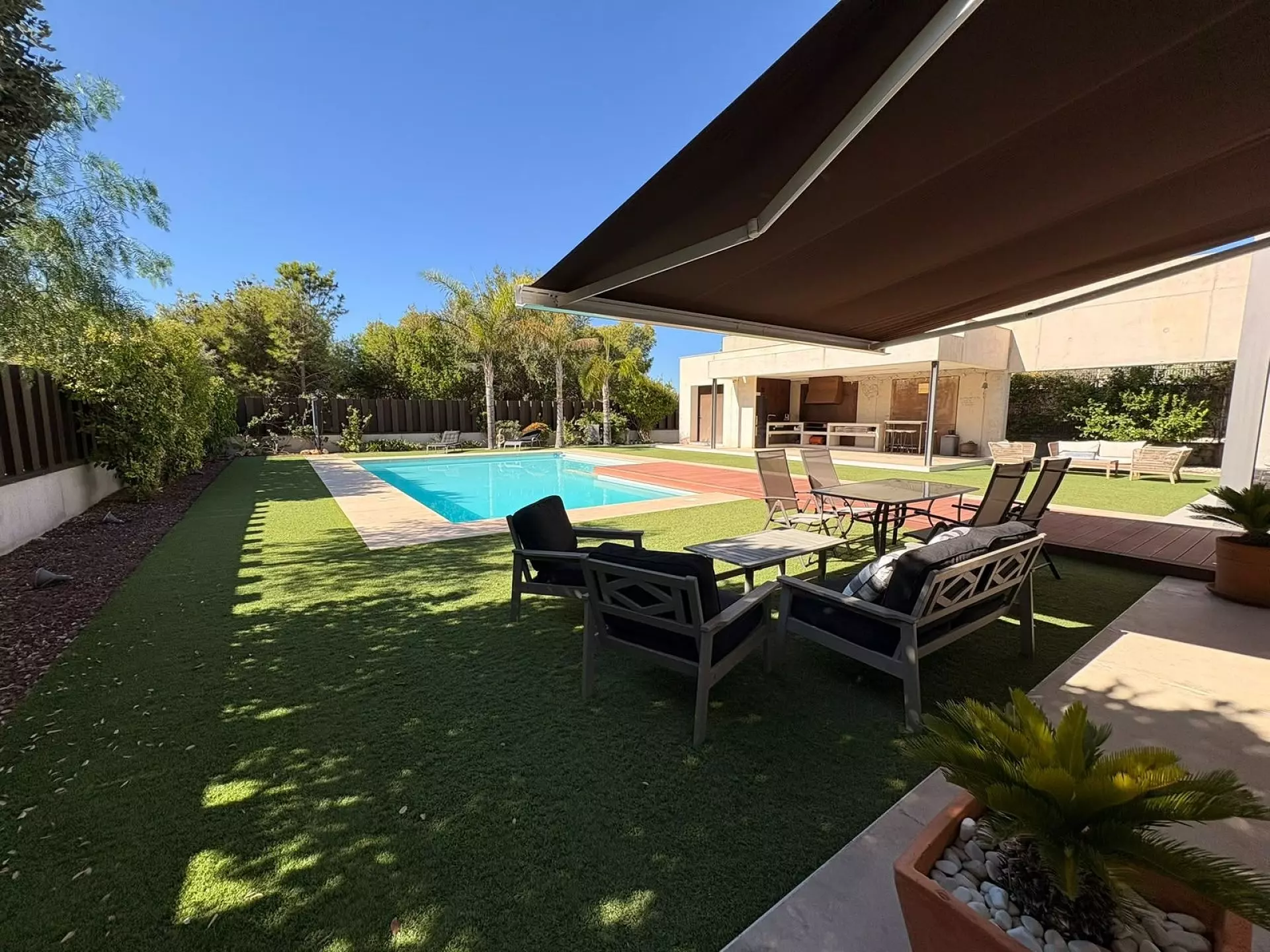 Detached Villa 363 M² In Petrer, Spain