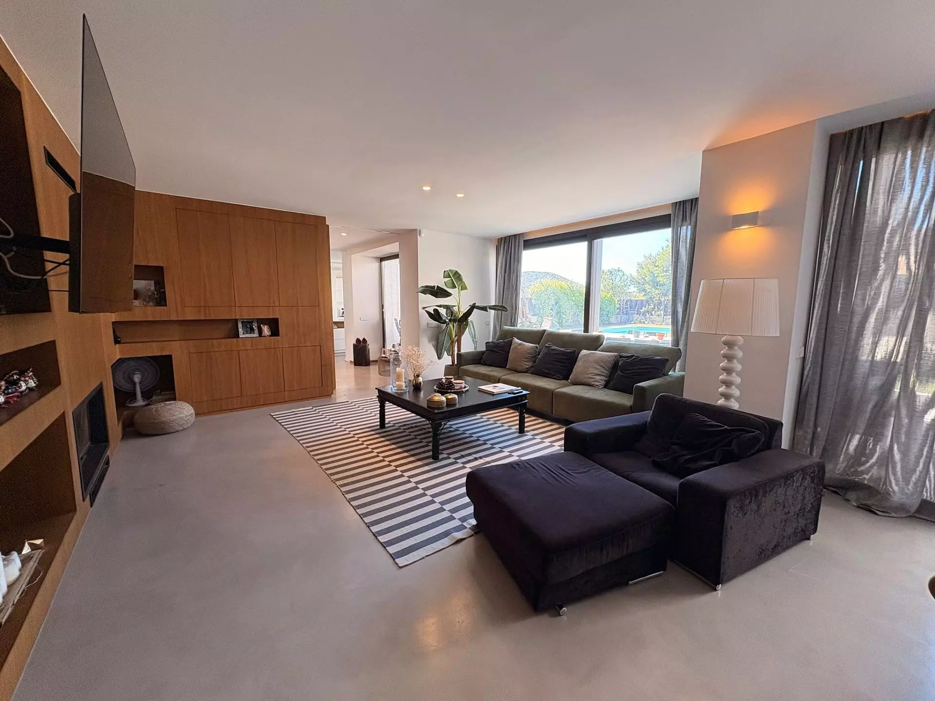 Detached Villa 363 M² In Petrer, Spain
