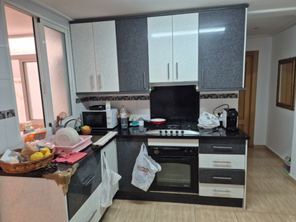 3-bedroom Flat In Elche, Spain (90 M²)