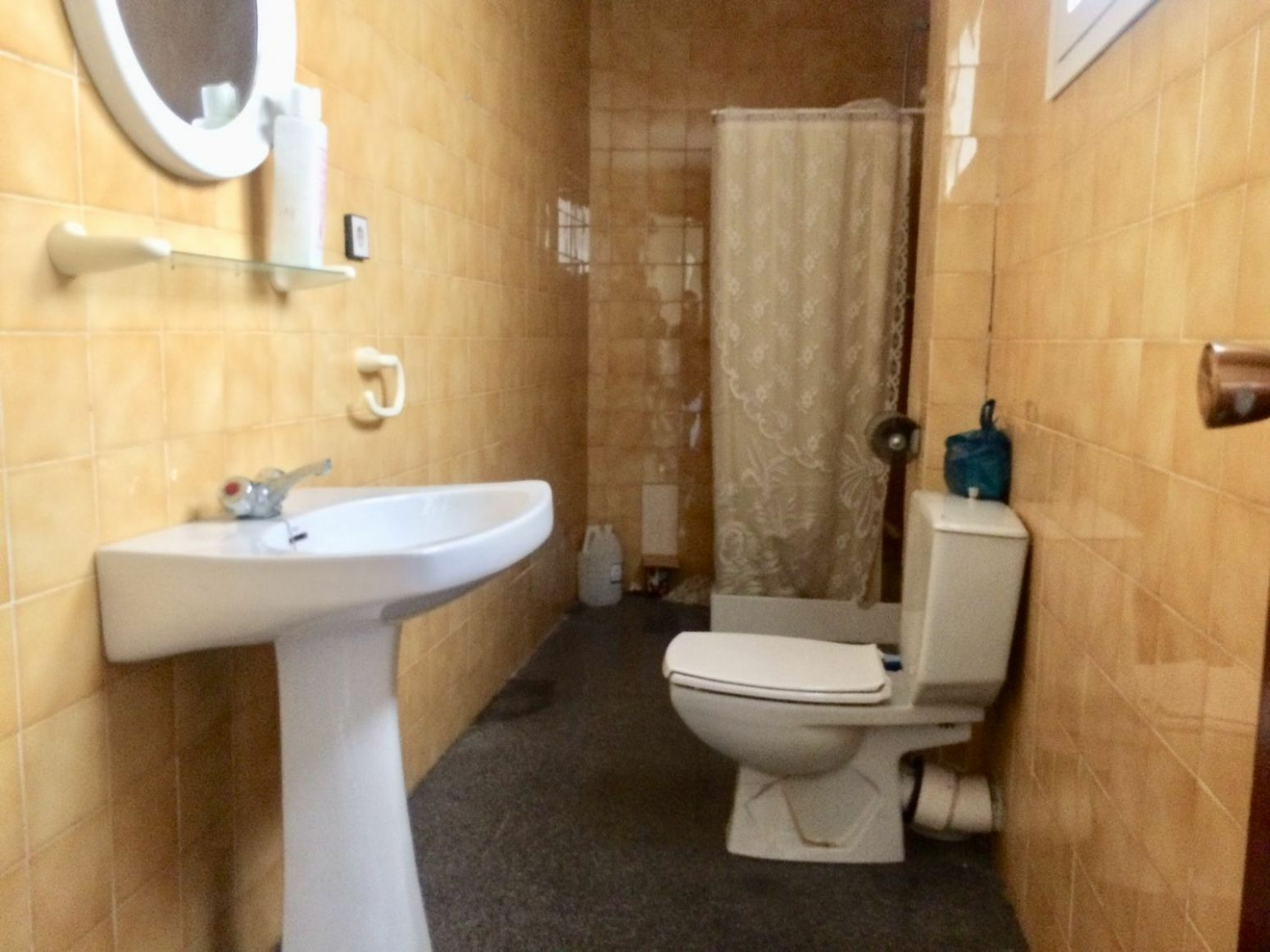 2-5-a9e668 1-bedroom Office In Elche, Spain (40 M²)