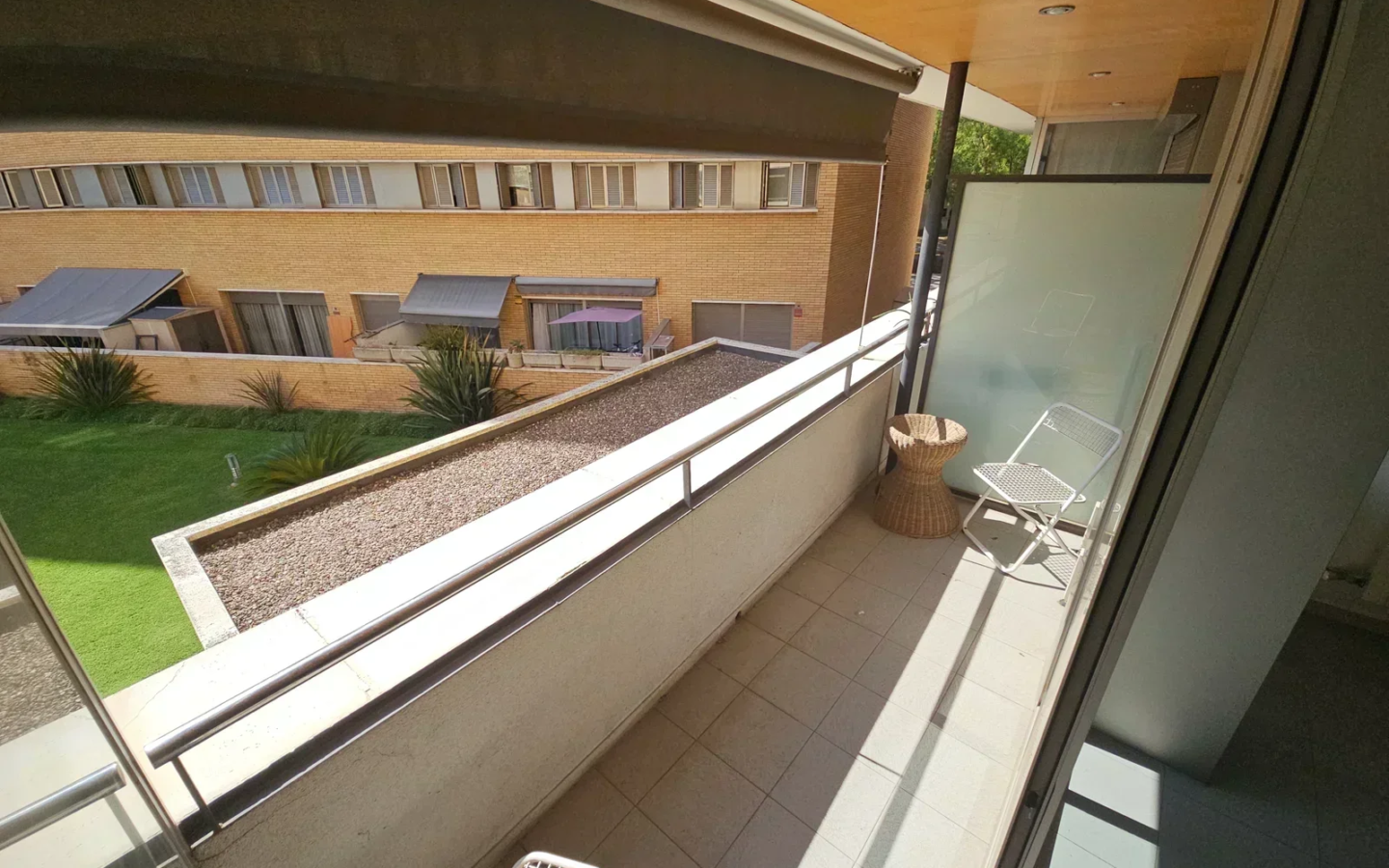 3-bedroom Flat In Girona, Spain (98 M²)