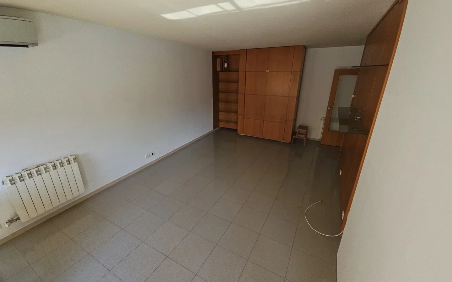 3-bedroom Flat In Girona, Spain (98 M²)