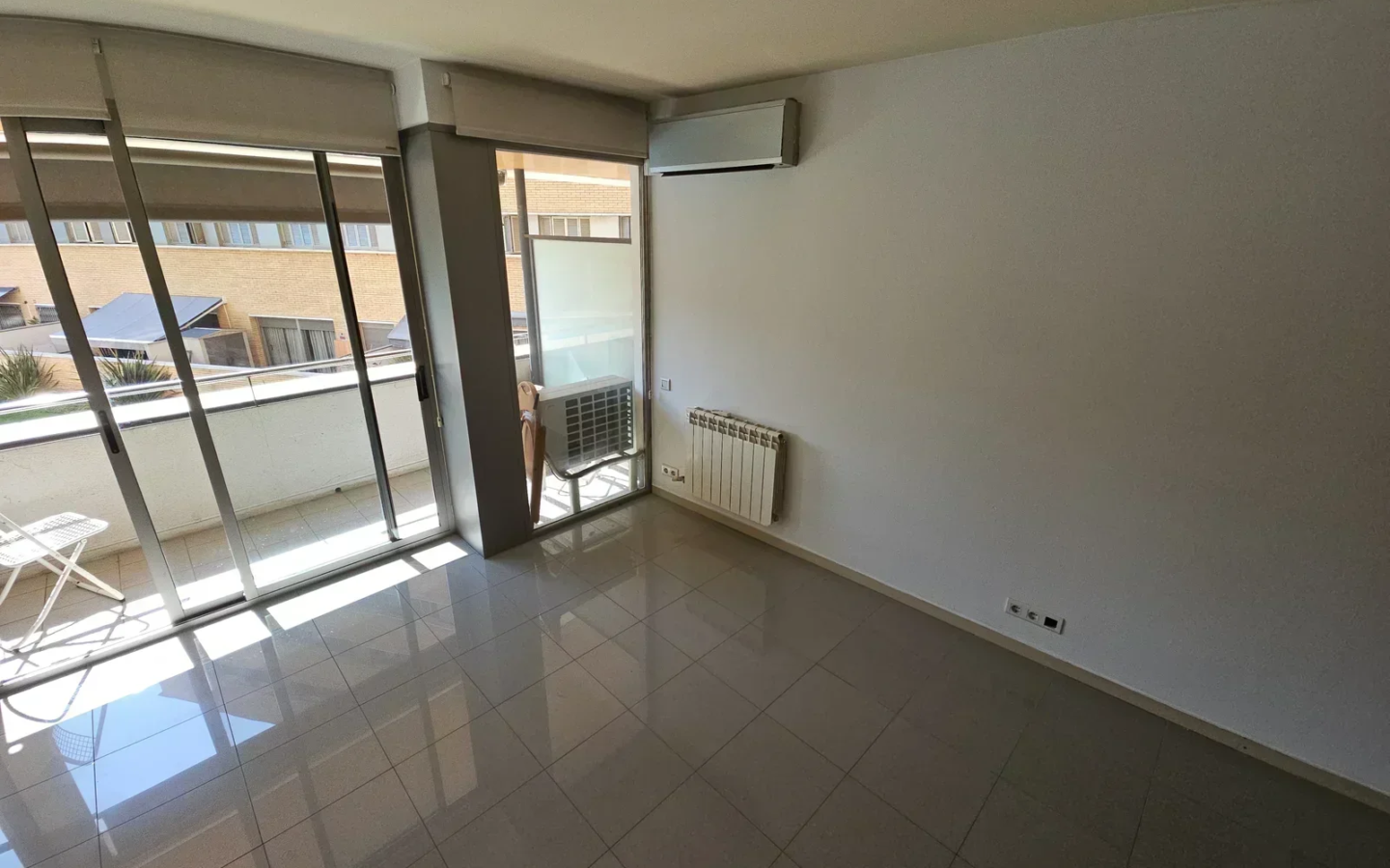 3-bedroom Flat In Girona, Spain (98 M²)