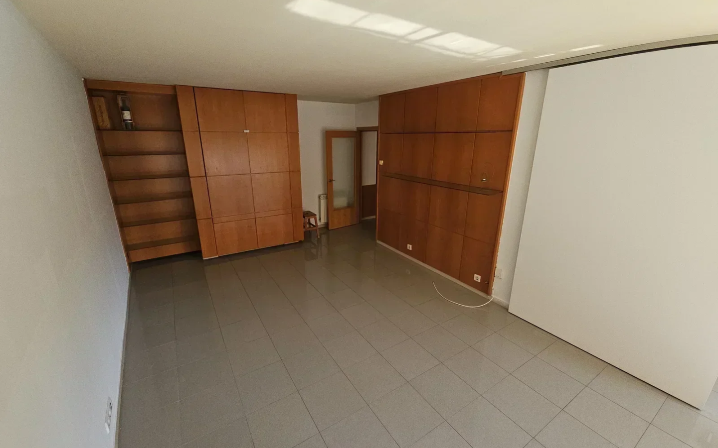 3-bedroom Flat In Girona, Spain (98 M²)