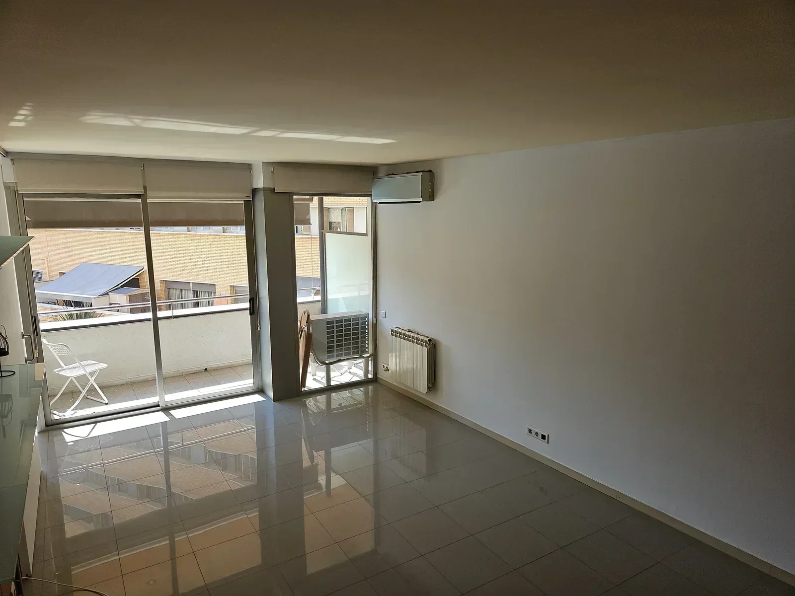 202_olf3Gw4-603595 3-bedroom Flat In Girona, Spain (98 M²)