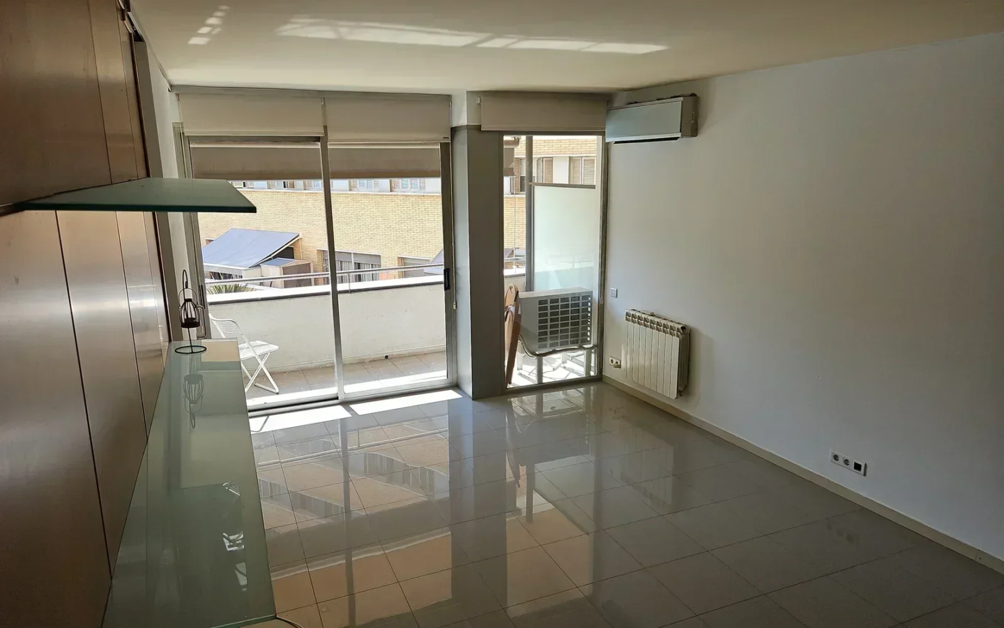 3-bedroom Flat In Girona, Spain (98 M²)