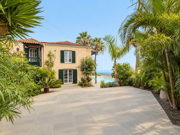 4-bedroom Villa In La Victoria De Acentejo, Spain (321 M²)