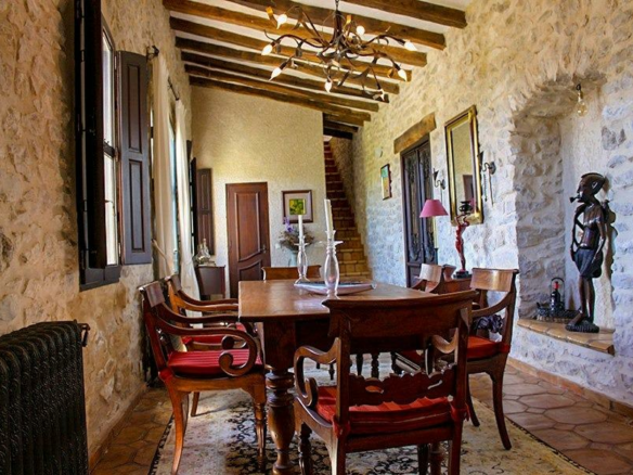 5-bedroom Villa In Relleu, Spain (473 M²)