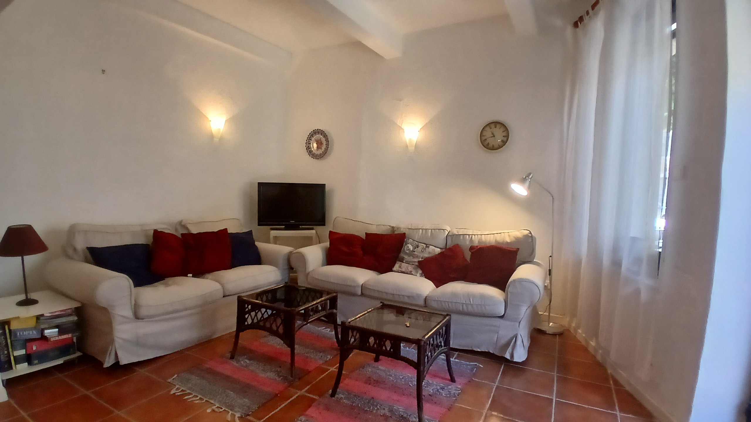 CRU154440EM-c3e264 5-bedroom House In Cruzy, France (210 M²)