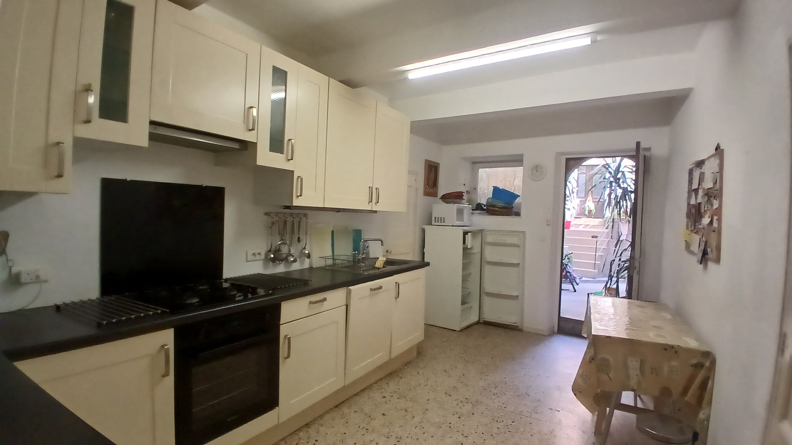 CRU154440EO-ca7b2d 5-bedroom House In Cruzy, France (210 M²)