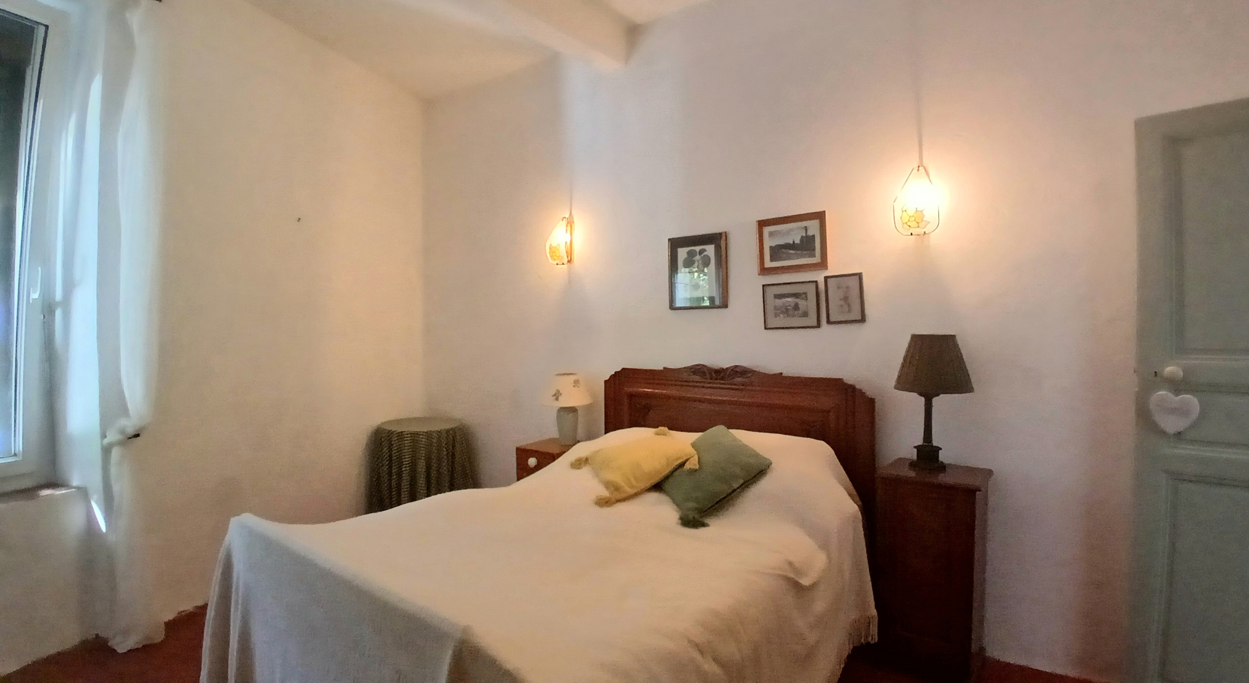 CRU154440ES-647b25 5-bedroom House In Cruzy, France (210 M²)