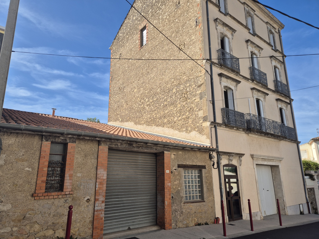 8-bedroom House In Murviel Les Beziers, France (300 M²)