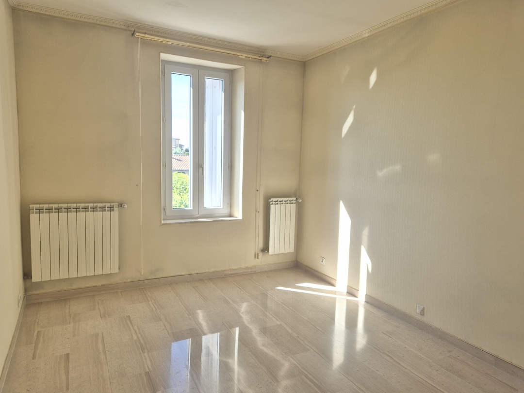 8-bedroom House In Murviel Les Beziers, France (300 M²)
