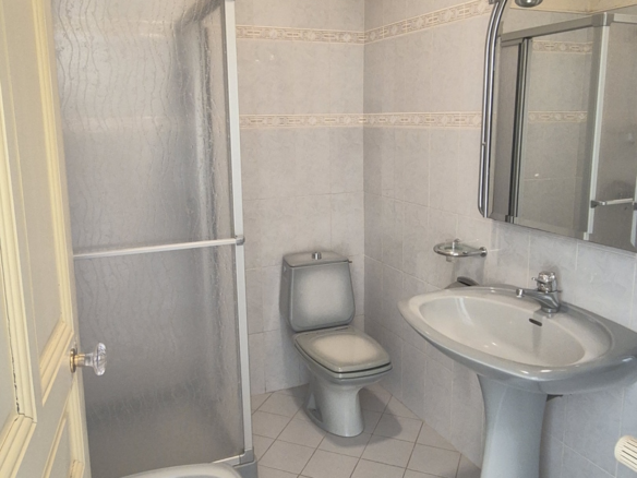 8-bedroom House In Murviel Les Beziers, France (300 M²)