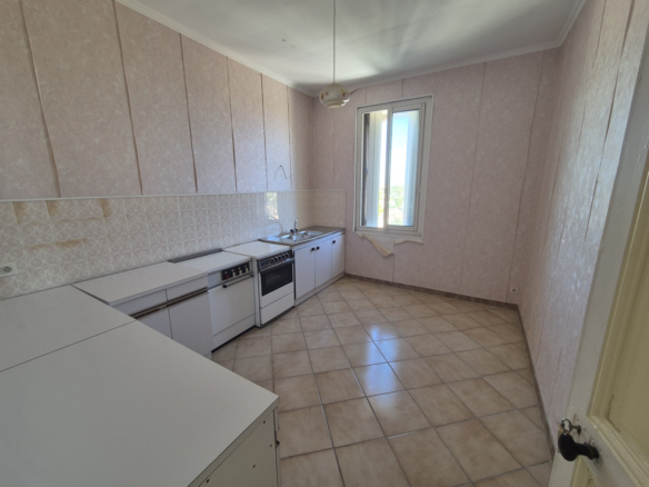 8-bedroom House In Murviel Les Beziers, France (300 M²)