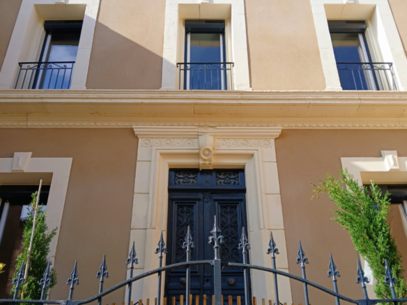 4-bedroom House In Magalas, France (298 M²)