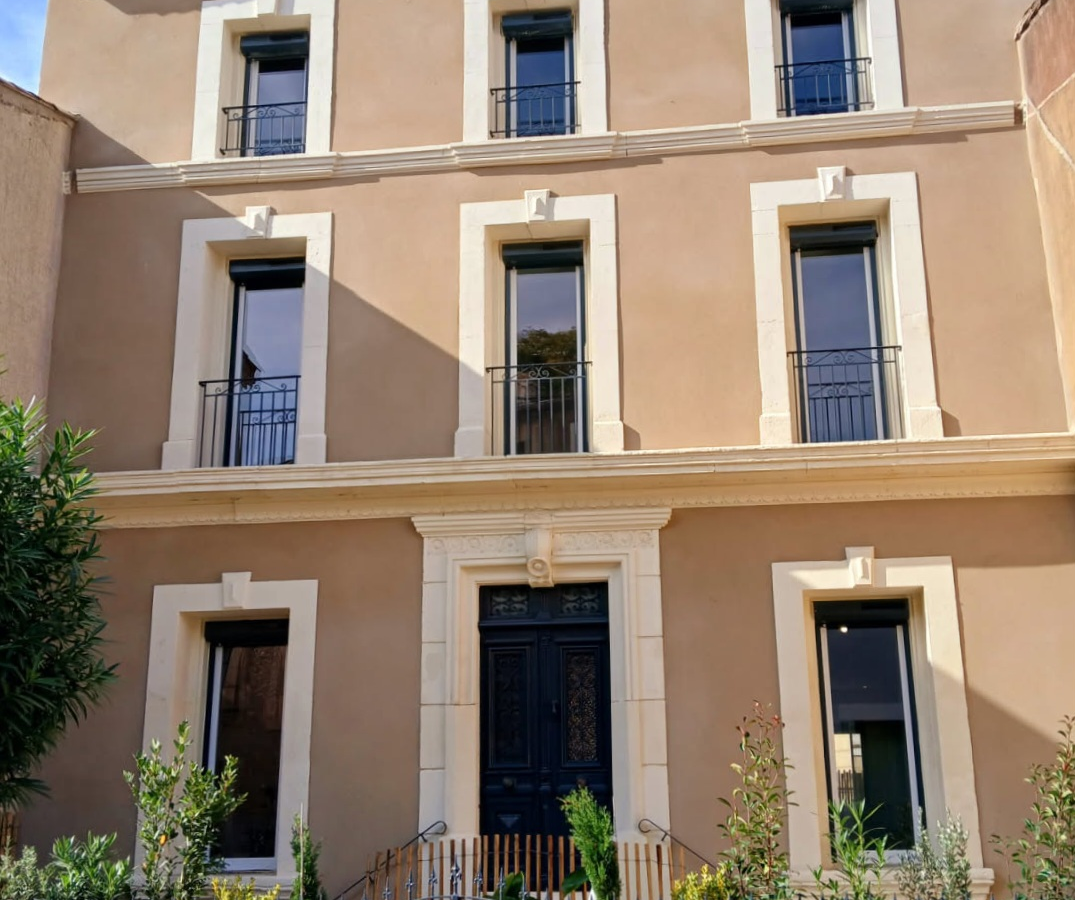 4-bedroom House In Magalas, France (298 M²)