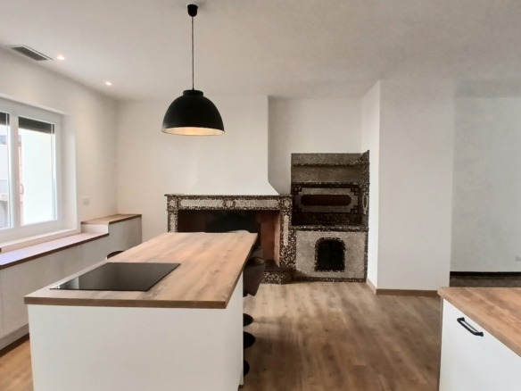4-bedroom House In Magalas, France (298 M²)