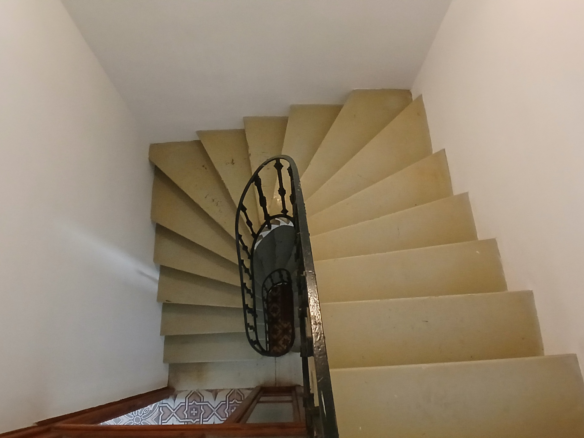 4-bedroom House In Magalas, France (298 M²)
