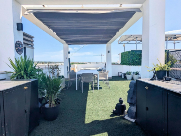 3-bedroom Apartment In El Raso, Spain (91 M²)