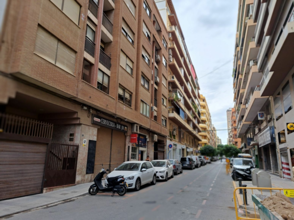 Garage In Alicante, Spain (10 M²)