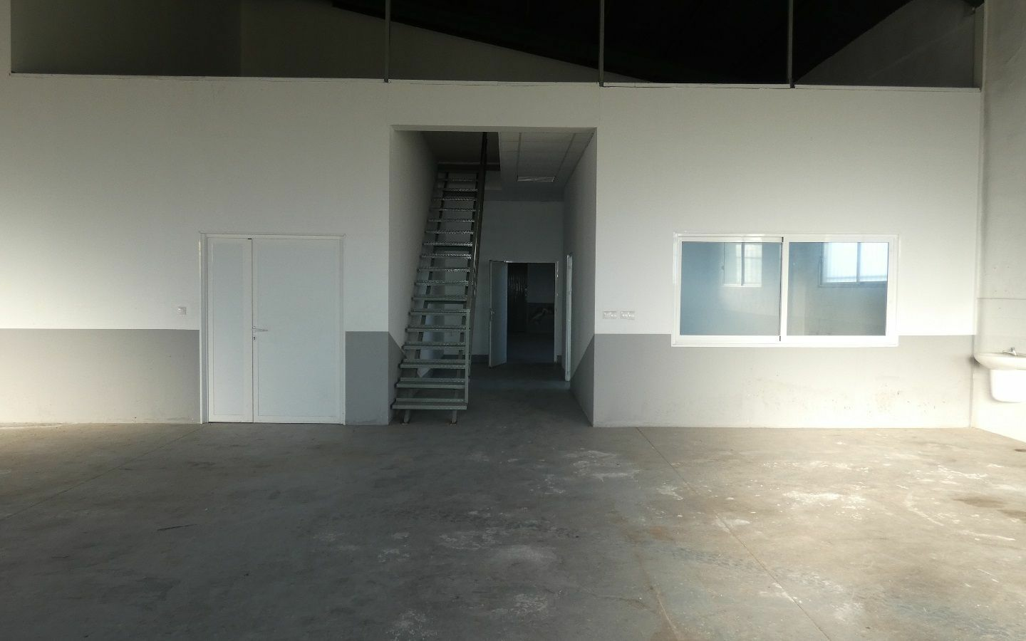 Industrial Unit In Dolores, Spain (1.016 M²)