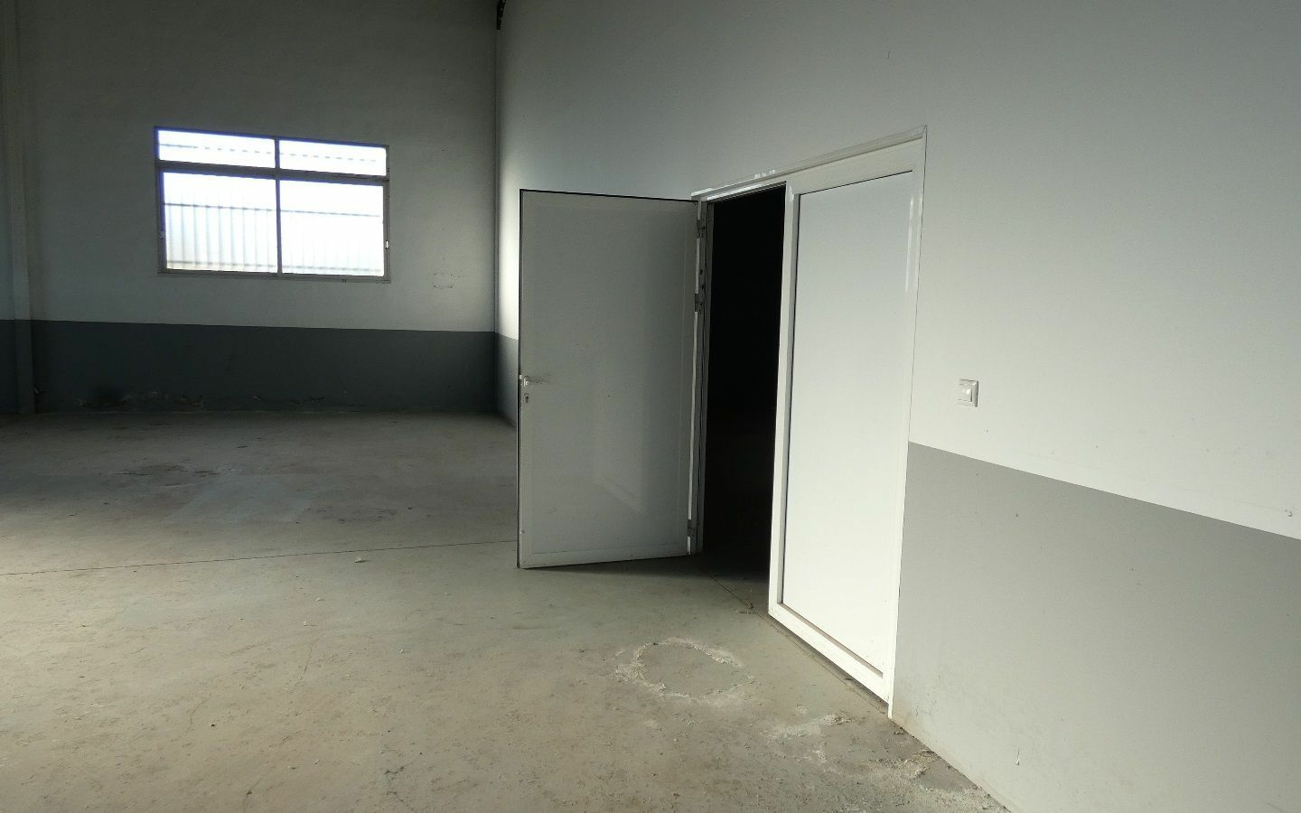 Industrial Unit In Dolores, Spain (1.016 M²)