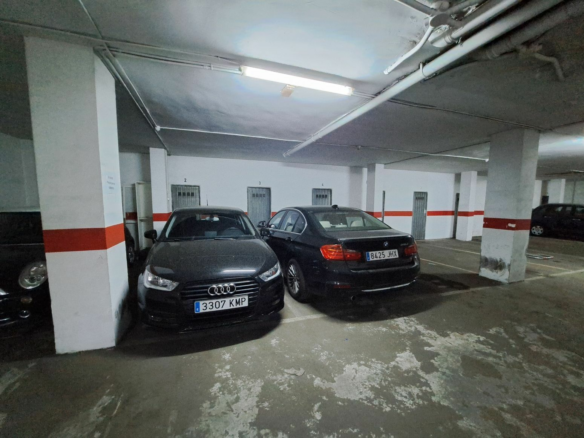 Garage In Alicante, Spain (10 M²)