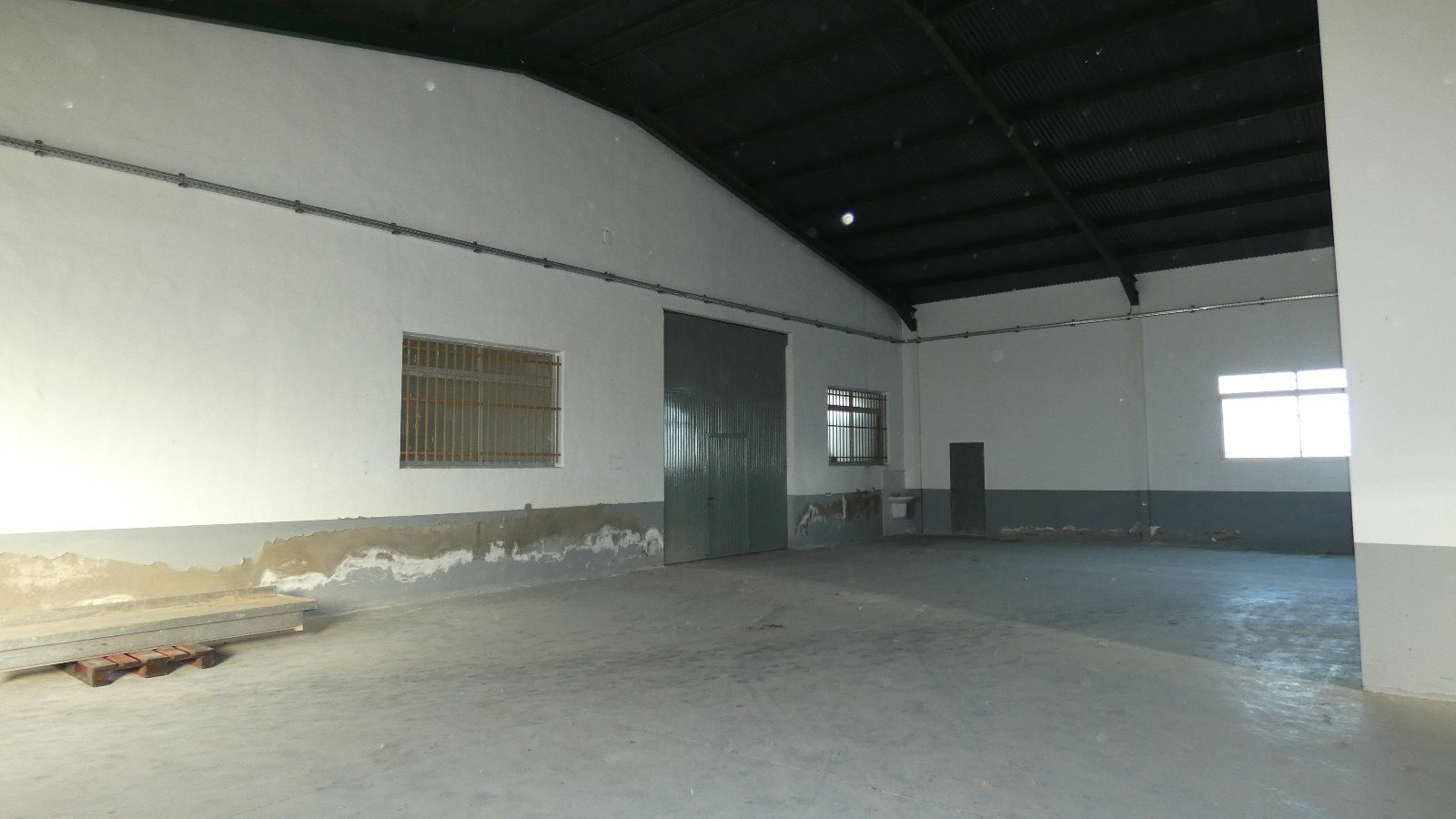 Industrial Unit In Dolores, Spain (1.016 M²)