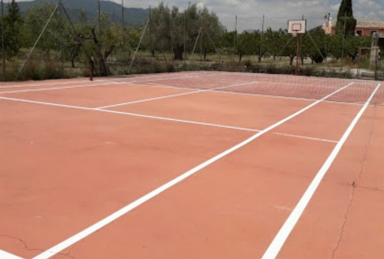 7-bedroom Villa In Moratalla, Spain (318 M²)