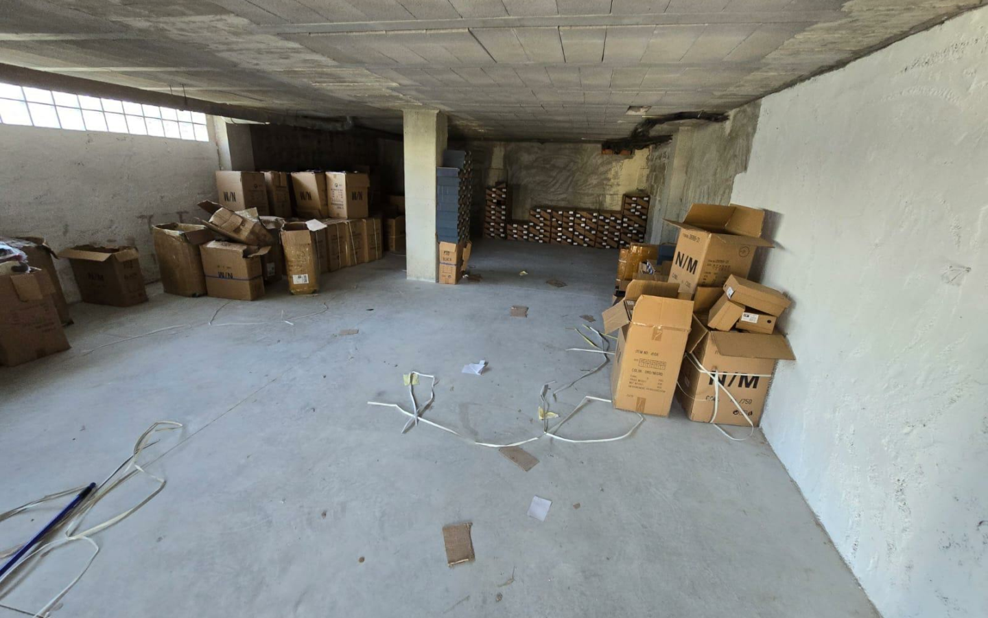 Warehouse In Villajoyosa, Spain (90 M²)