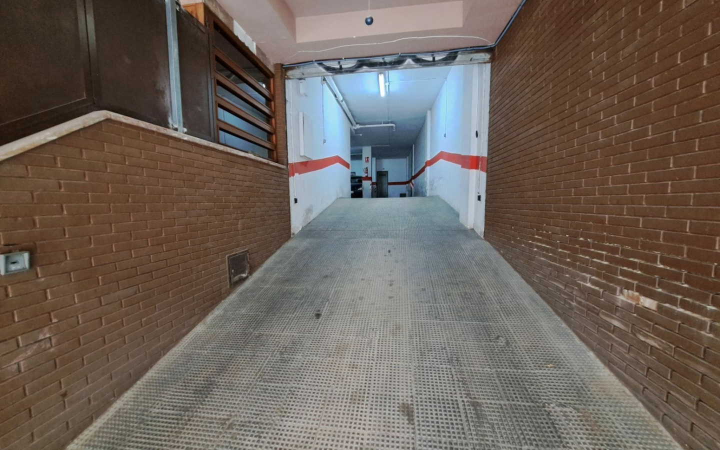 Garage In Alicante, Spain (10 M²)