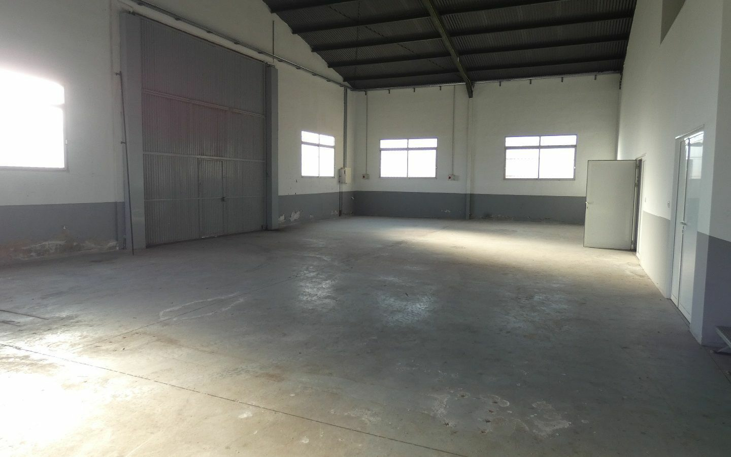 Industrial Unit In Dolores, Spain (1.016 M²)
