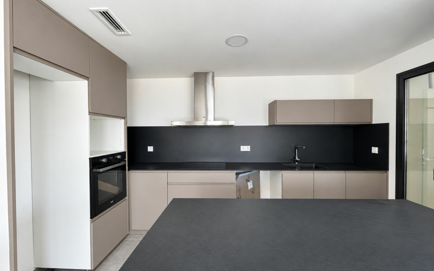 3-bedroom Apartment In Jávea, Spain (100 M²)