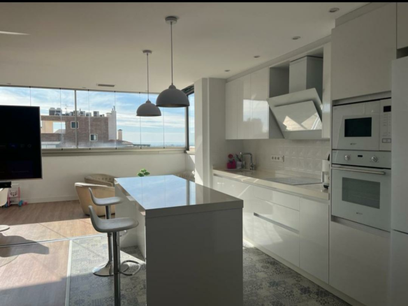 3-bedroom Penthouse In Elche, Spain (118 M²)