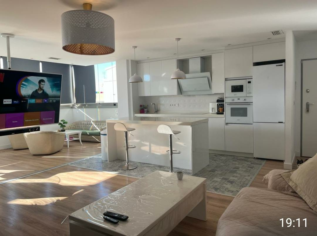 3-bedroom Penthouse In Elche, Spain (118 M²)
