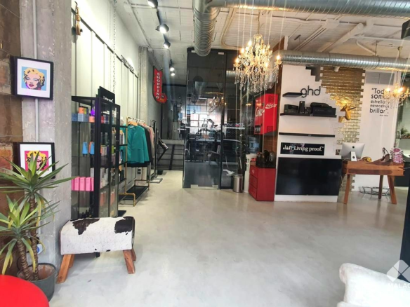 3-bedroom Shop In Alhaurín De La Torre, Spain (85 M²)
