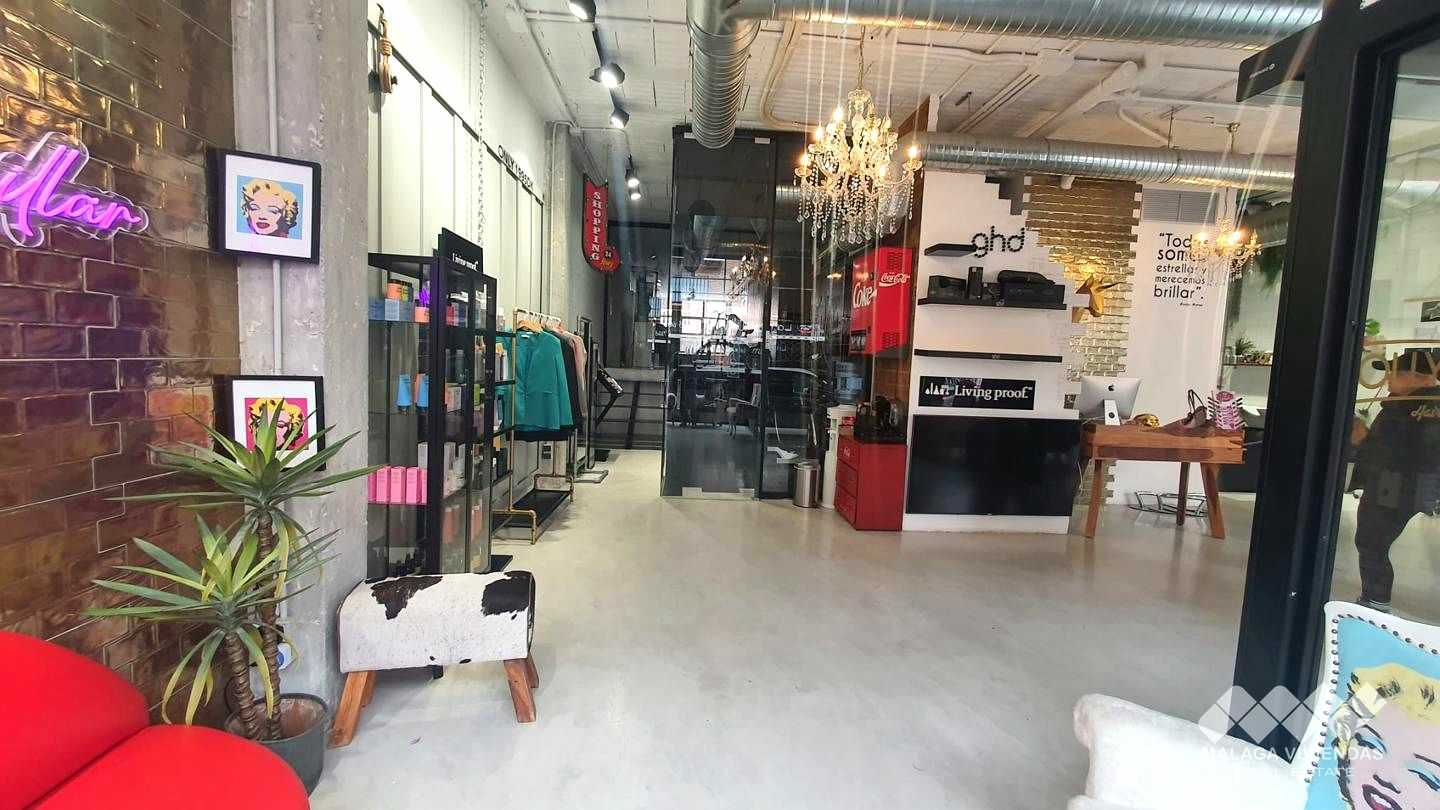 3-bedroom Shop In Alhaurín De La Torre, Spain (85 M²)
