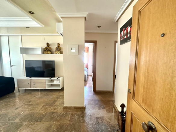 4-bedroom Apartment In Torrevieja, Spain (130 M²)