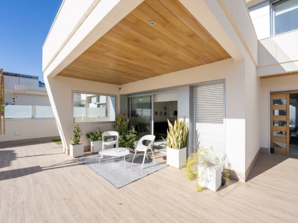 4-bedroom Villa In Orihuela Costa, Spain (302 M²)